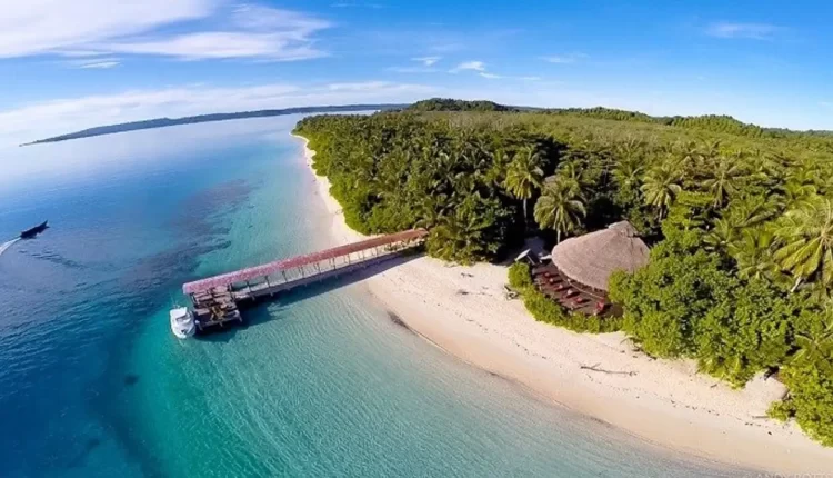 Mentawai | Sumber gambar: Tribun Travel