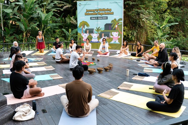 Yoga di Bobocabin Ubud, Bali. Foto: Dok. Bobobox