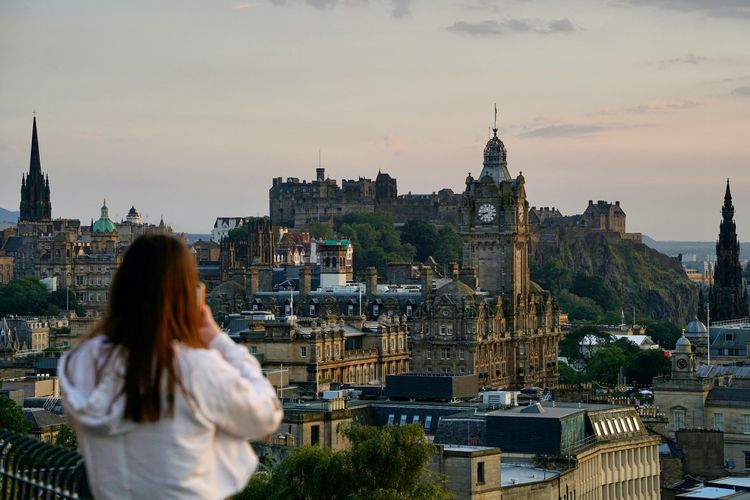 Ilustrasi Edinburgh di Skotlandia.(Dok. Unsplash/Stuart Hay )