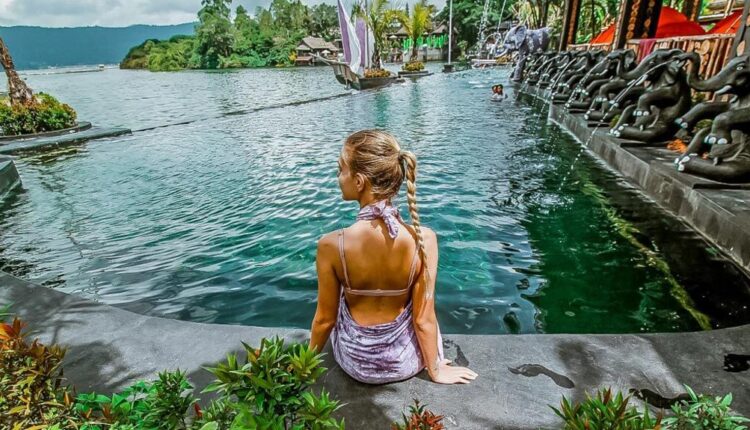 Ilustrasi Pemandian Traditional Di Pulau Bali - Hot Spring & Kolam Air Dingin foto: Rentalmobilbali