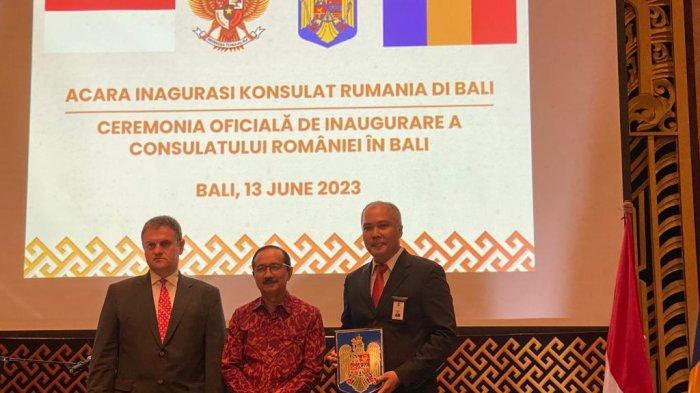 Kantor Konsulat Rumania di Bali, secara resmi di inagurasikan pada tanggal 13 Juni 2023 yang berlokasi di Sekar Jepun Denpasar, dengan menunjuk Dr. Yoga Iswara, BBA., BBM., MM., CHA, sebagai Konsul Kehormatan Rumania di Bali. (Istimewa)