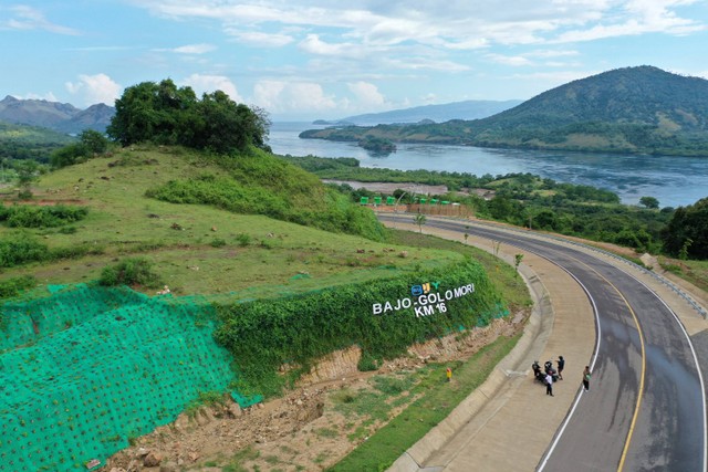 Foto udara kawasan Mice di Jalan Bajo-Golo Mori, Desa Golo Mori, Manggarai Barat, NTT, Kamis (4/5/2023). Foto: Zabur Karuru/ANTARA FOTO