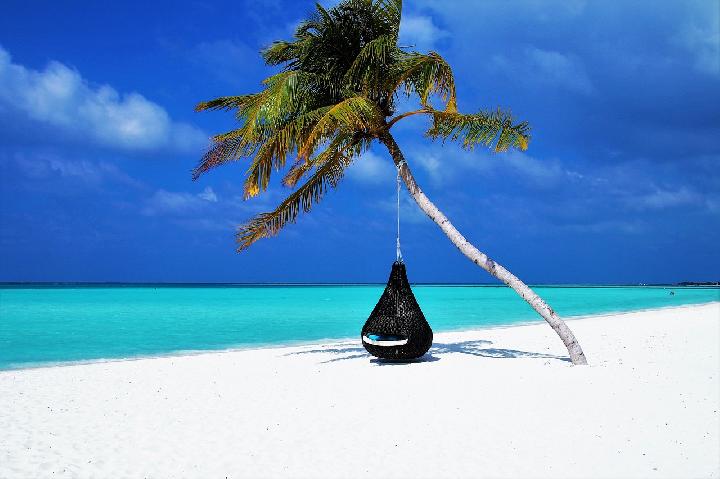 Pantai di Maladewa (Pixabay)