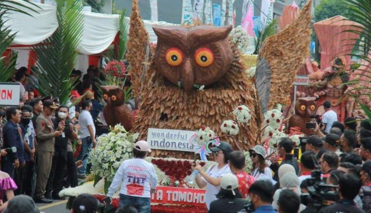 Hajatan internasional Event Tomohon International Flower Festival (TIFF) yang digelar Agustus 2022 lalu turtr mendorong pertumbuhan ekonomi Sulawesi Utara di triwulan III 2022. Foto: HO
