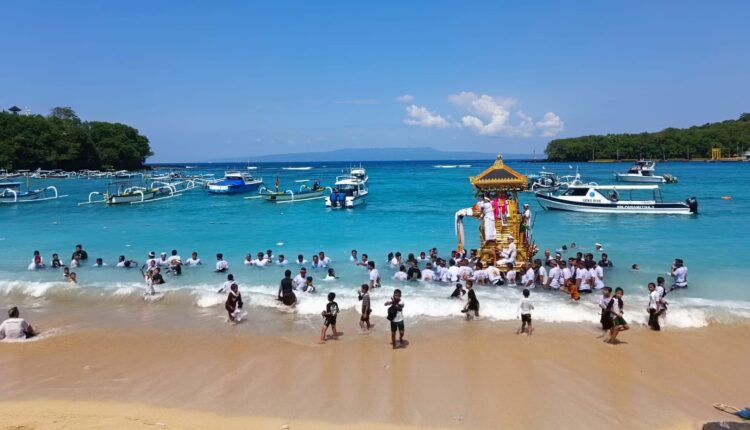 Ilustrasi Padang Bai Foto: Ist