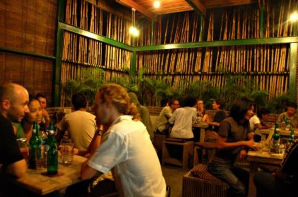 Ilustrasi kampung bule di Prawirotaman Jogyakarta