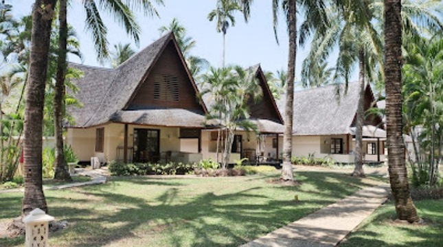 Tanjung Lesung beach & Hotel