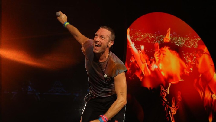 Foto: Konser Coldplay di SUGBK, Senayan, Jakarta, Rabu (15/11/2023) malam. (Tripa Ramadhan/detikcom)