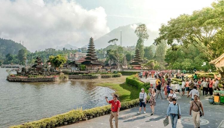 Ilustrasi wisatawan mancanegara di Bali.(Dok. Kementerian Pariwisata dan Ekonomi Kreatif)