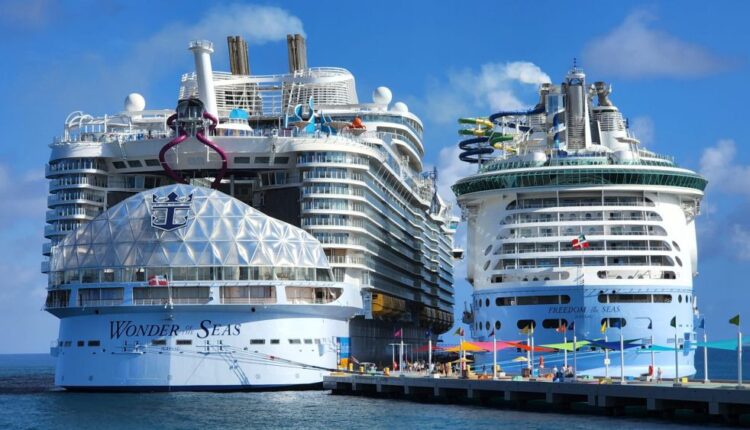 ilustrasi Icon of the Seas (chron.com)