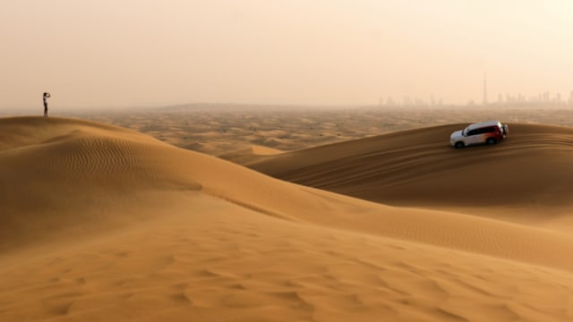Gurun pasir yang sangat luas di Dubai Foto: Dubai Tourism Board