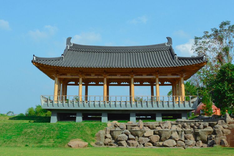 Young In Ru salah satu bangunan bergaya Korea di Taman K Pandaan, Pasuruan, Jawa Timur(tamank.id)