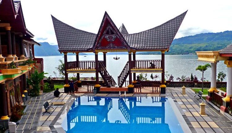 Ilustrasi hotel di pinggir Danau Toba foto: tiket.com