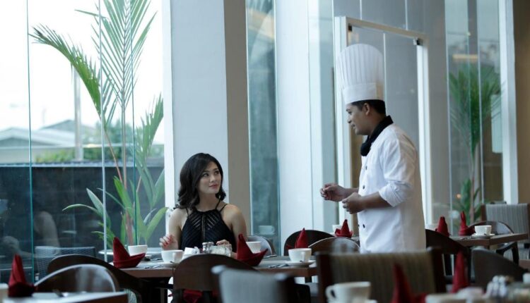 Restaurant di Grandhika Hotel Medan. foto: booking.com