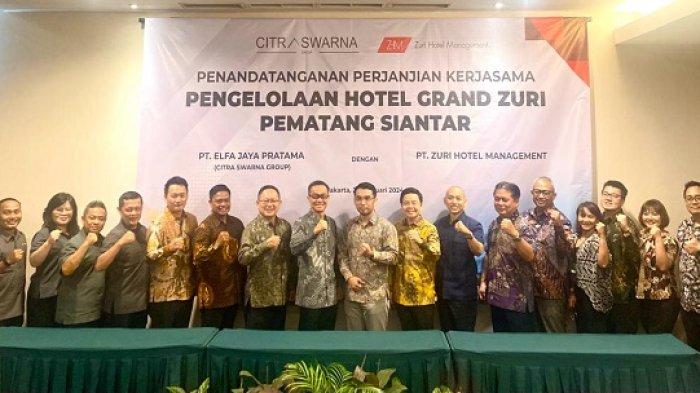 PT Zuri Hotel Manajemen dengan PT Elfa Jaya Pratama-Citra Swarna Group melakukan penandatangan kerjasama pengelolaan hotel di Grand Zuri Jababeka, Cikarang, Kabupaten Bekasi pada Kamis 22 Februari 2024 foto: Istimewa/Citra Swarna Group