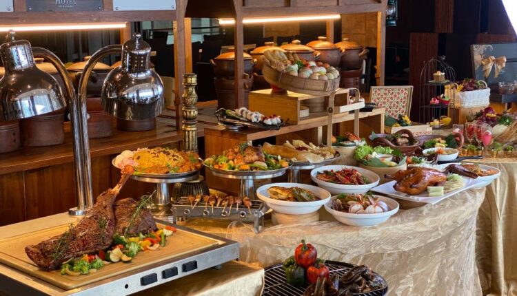 PO Hotel Semarang menawarkan paket Iftar Buffet dengan aneka menu hidangan khas Timur Tengah dan India. /Foto: Istimewa