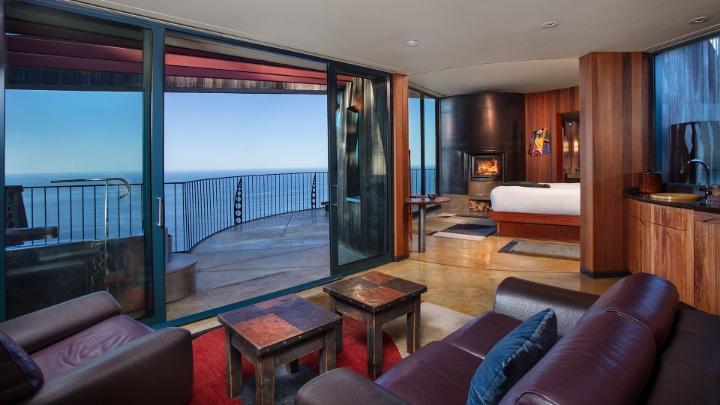 Pacific Suite Post Ranch Inn, Big Sur, California. Hotel ini menjadi salah satu penerima pertama Michelin Key di dunia yang diumumkan April 2024 (Dok. Post Ranch Inn)