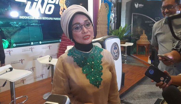 Adyatama Kepariwisataan dan Ekonomi Kreatif Ahli Utama Kementerian Pariwisata dan Ekonomi Kreatif (Kemenparekraf) Nia Niscaya saat ditemui media usai Weekly Press Briefing di Gedung Sapta Pesona, Jakarta Pusat, pada Selasa (16/4/2024).(KOMPAS.com/Krisda Tiofani)