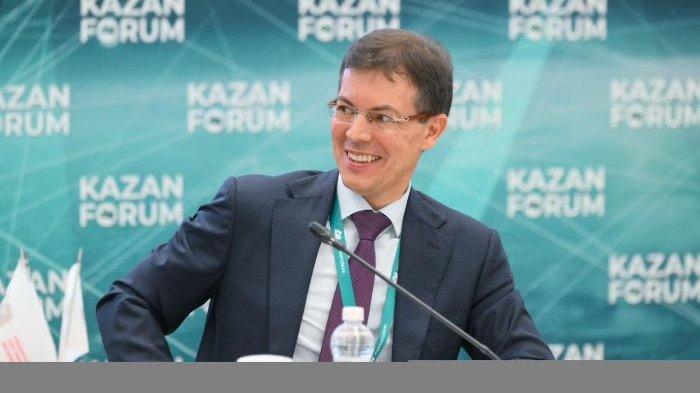 Kepala Sistem Mutu Rusia, Maxim Protasov berbicara pada Forum Ekonomi Internasional XV "Rusia - Dunia Islam: KazanForum" yang digelar di Kota Kazan, Republik Tatarstan, Federasi Rusia, Kamis 16 Mei 2024. Istimewa/Kazan Forum