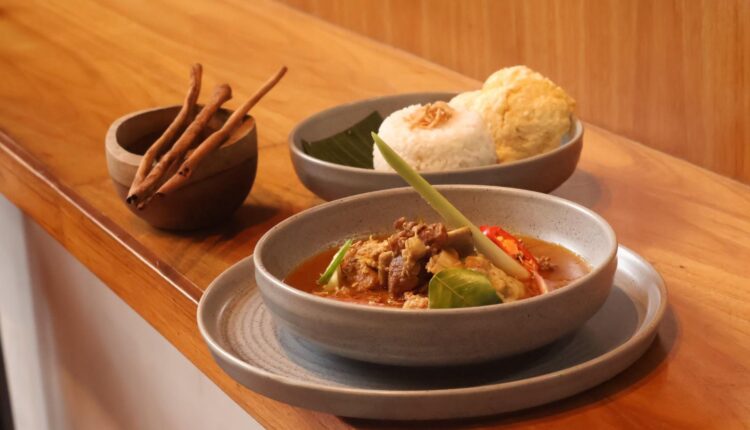 Iga Sapi Kuah Asam Gurih - Aryaduta Bali Meluncurkan Kampanye Sapta Rasa: Sebuah Perayaan Cita Rasa, Komunitas, dan Budaya (istimewa)Artikel ini telah tayang di Tribun-Bali.com dengan judul Aryaduta Bali Meluncurkan Kampanye Sapta Rasa: Sebuah Perayaan Cita Rasa, Komunitas, dan Budaya, https://bali.tribunnews.com/2024/05/29/aryaduta-bali-meluncurkan-kampanye-sapta-rasa-sebuah-perayaan-cita-rasa-komunitas-dan-budaya. 