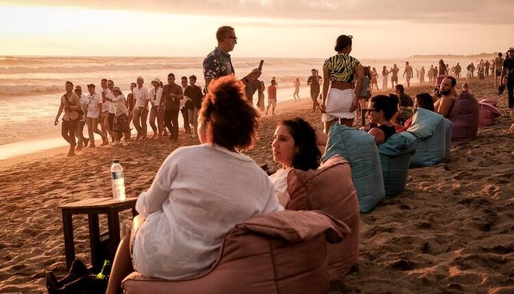 Ilustrasi wisatawan mancanegara di Bali.(Dok. Kementerian Pariwisata dan Ekonomi Kreatif)