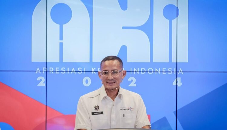 Menparekraf Sandiaga Salahuddin Uno dalam "The Weekly Brief With Sandi Uno", Jakarta, (12/2/2024) foto: .kemenparekraf.go.id