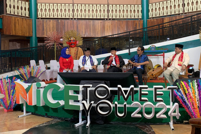 Kemenparekraf gelar festival MiCE TO MEET YOU untuk promosikan budaya pantun Betawi. Foto: Dok. Istimewa