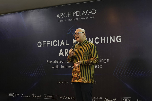 Chief Commercial Archipelago International, Mr Chris Legaspi, dalam acara launching ARCH IBE di The Groove Suites by Grand Aston, Jakarta pada Senin (7/10/2024). Foto: Dok. Archipelago International