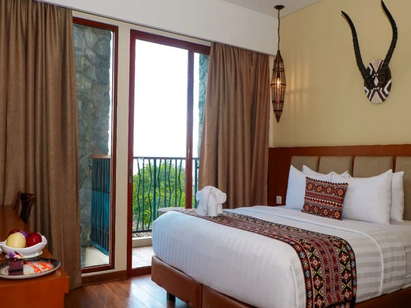 Kamar Hotel Baobab Prigen yang tampak asri dan eksotik./Istimewa.