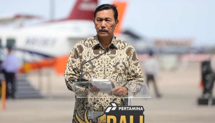Menteri Koordinator Bidang Kemaritiman dan Investasi Luhut Binsar Pandjaitan saat membuka Bali International Air Show 2024/Kemenko Marves