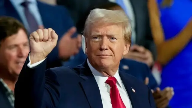 Proyek perusahaan milik Donald Trump di Vietnam mencakup dua sistem lapangan golf yang memiliki 54 hole (lubang), serta dilengkapi dengan jaringan hotel, resor, dan kompleks perumahan modern.