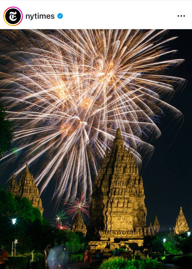 Surat kabar harian Amerika “The New York Times” mengunggah foto Candi Prambanan melalui instagramnya @nytimes (1/01), sebagai salah satu momentum perayaan tahun baru di seluruh dunia. Foto: Instagram/@nytimes