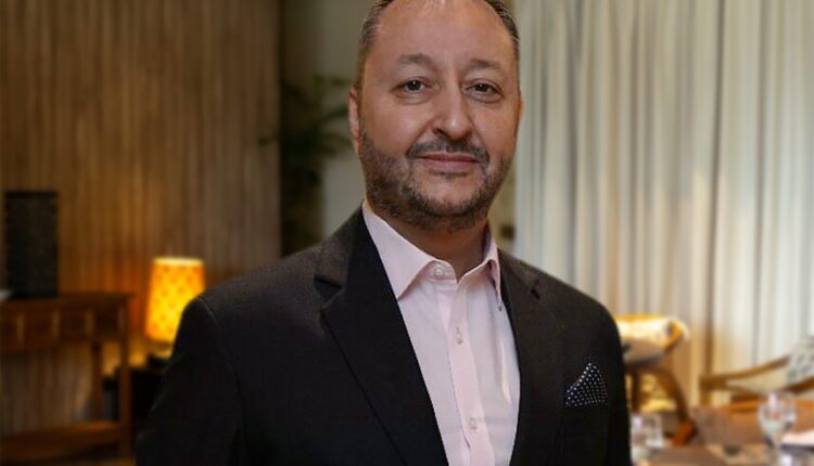 Luis Daniel Garcia, General Manager Discovery Kartika Plaza Hotel./Ist 