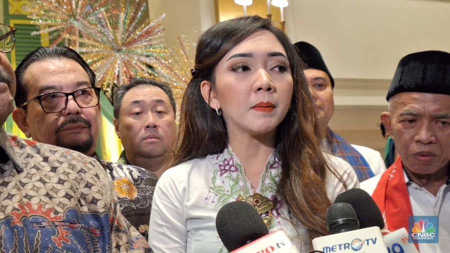 Foto: Director of Marketing Communication Hotel Borobudur Karina Eva Poetry dalam Pembukaan dan Perayaan Discover Betawi Art & Culture, Selasa (10/6/2025)/Khoirul Anam