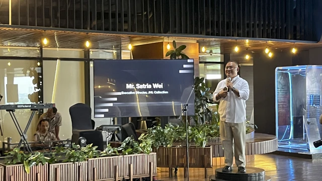 Executive Director JHL Collection, Bapak Satria Wei dalam acara JHL Collection' 5th Anniversary "5TEPS to the Future" yang digelar di kawasan BSD Tangerang pada Kamis (28/7/2025). Foto: Gitario Vista Inasis/kumparan