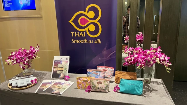 Amenity kits terbaru Thai Airways. Foto: Gitario Vista Inasis/kumparan