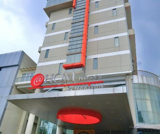 @Hom Semarang Simpang Lima