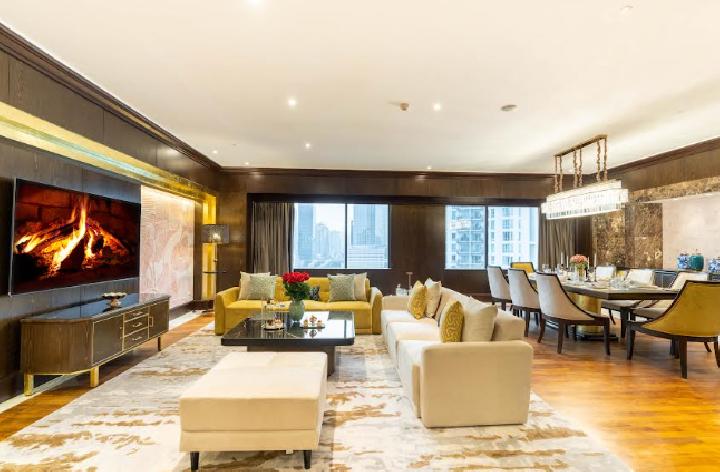 Wyndham Casablanca Jakarta mempersembahkan Casablanca suite yang baru saja direnovasi.