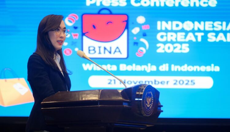 Menteri Pariwisata Widiyanti Putri Wardhana dalam sambutannya pada Press Conference BINA Indonesia Great Sale 2025 di Balairung Soesilo Soedarman, Gedung Sapta Pesona, Jakarta, Jumat (21/11/2025) foto: kemenpar